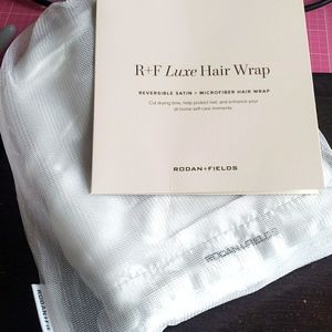 Rodan+Fields Luxe Hair Wrap & samples set